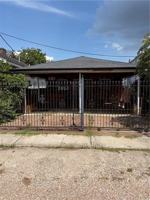featured image of 2653 New Orleans St