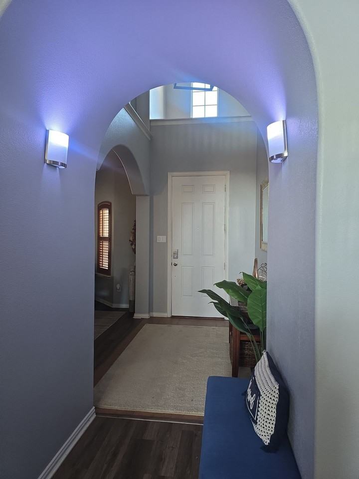 5513 Grenada Dr - Photo 3 of 7