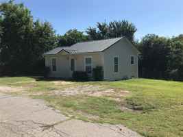 featured image of 416 Shannon St