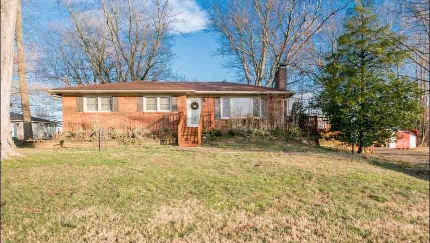 10311 Mary Dell Ln - Photo 2 of 17