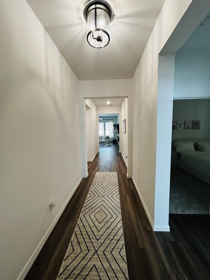 2106 Franklin St - Photo 3 of 31