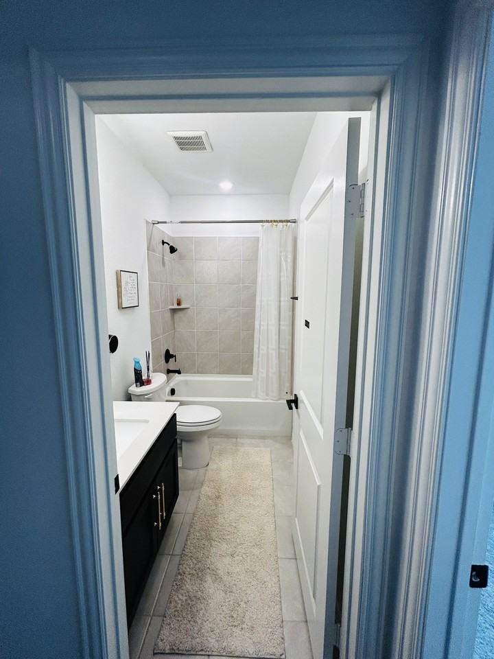 2106 Franklin St - Photo 6 of 31