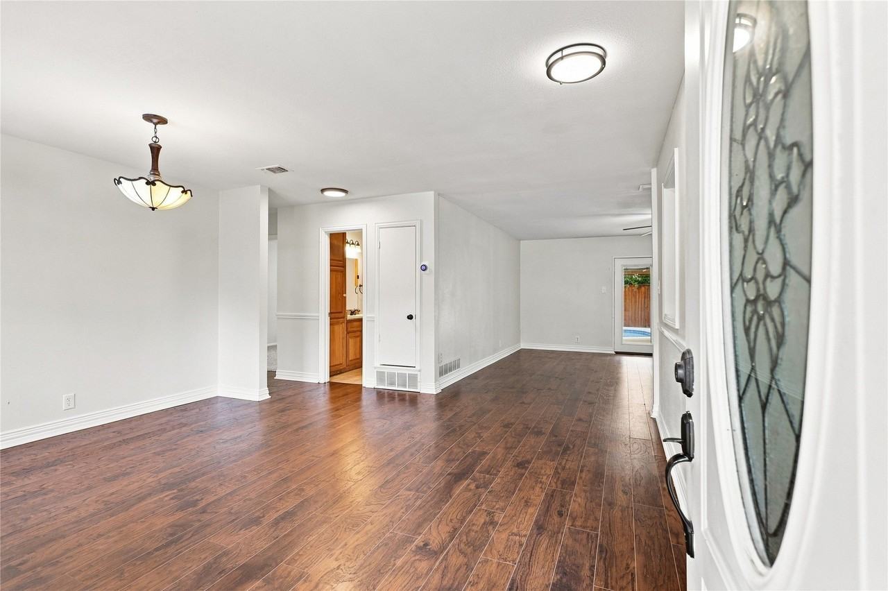 6705 Nola Ct - Photo 2 of 16