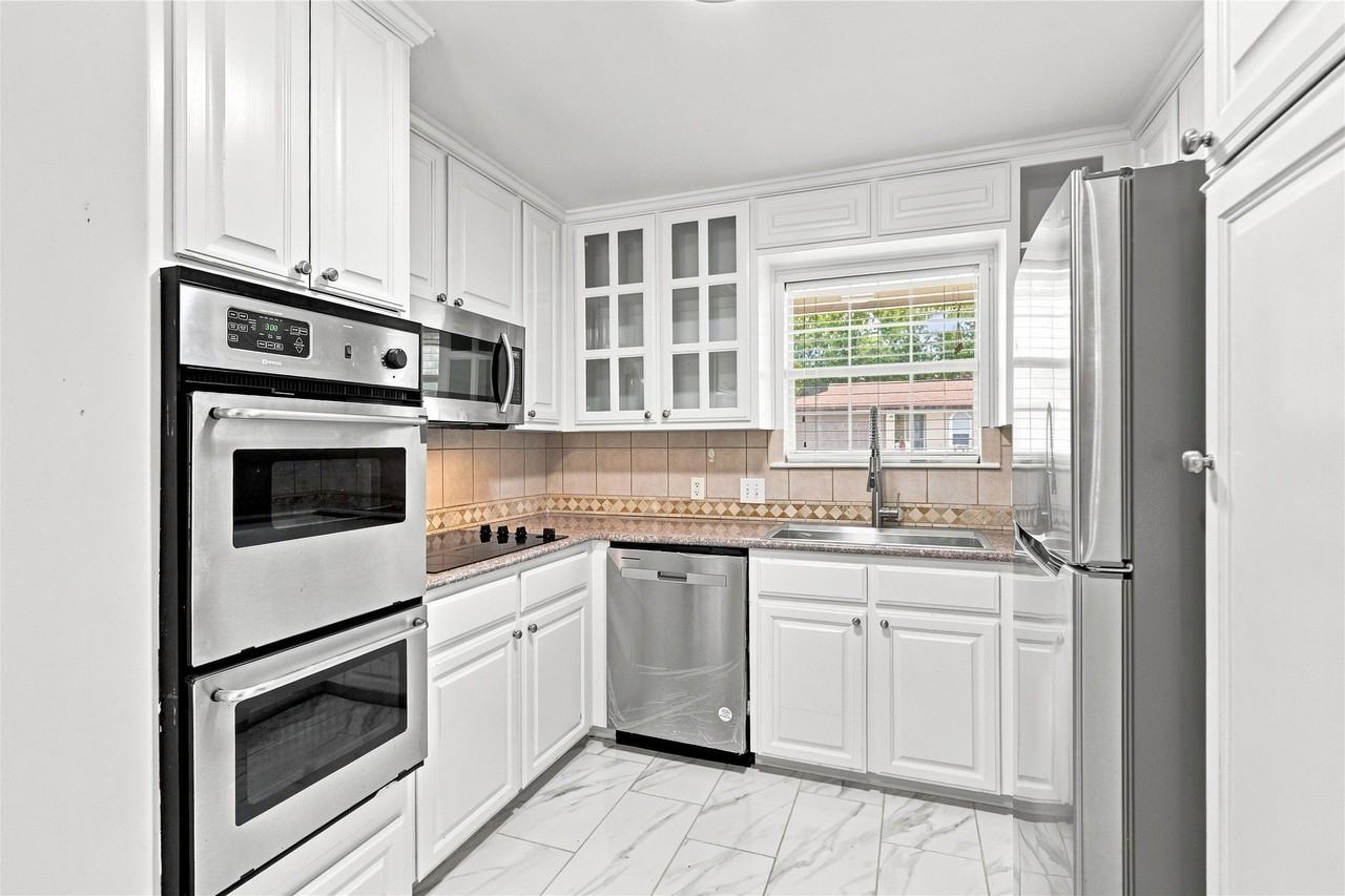 6705 Nola Ct - Photo 6 of 16