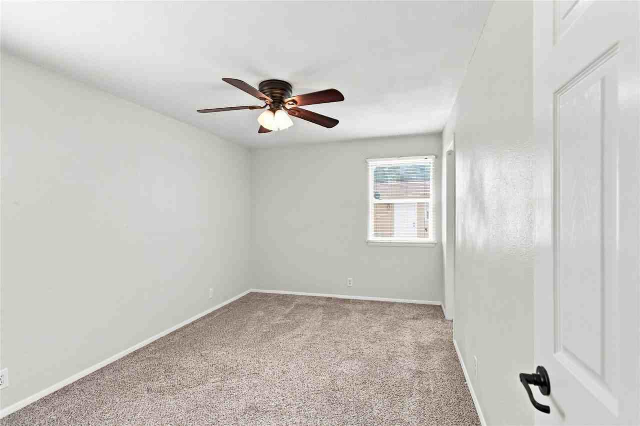 6705 Nola Ct - Photo 7 of 16