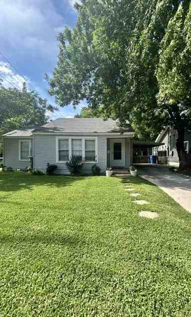 608 W Baldridge St - Photo 2 of 8