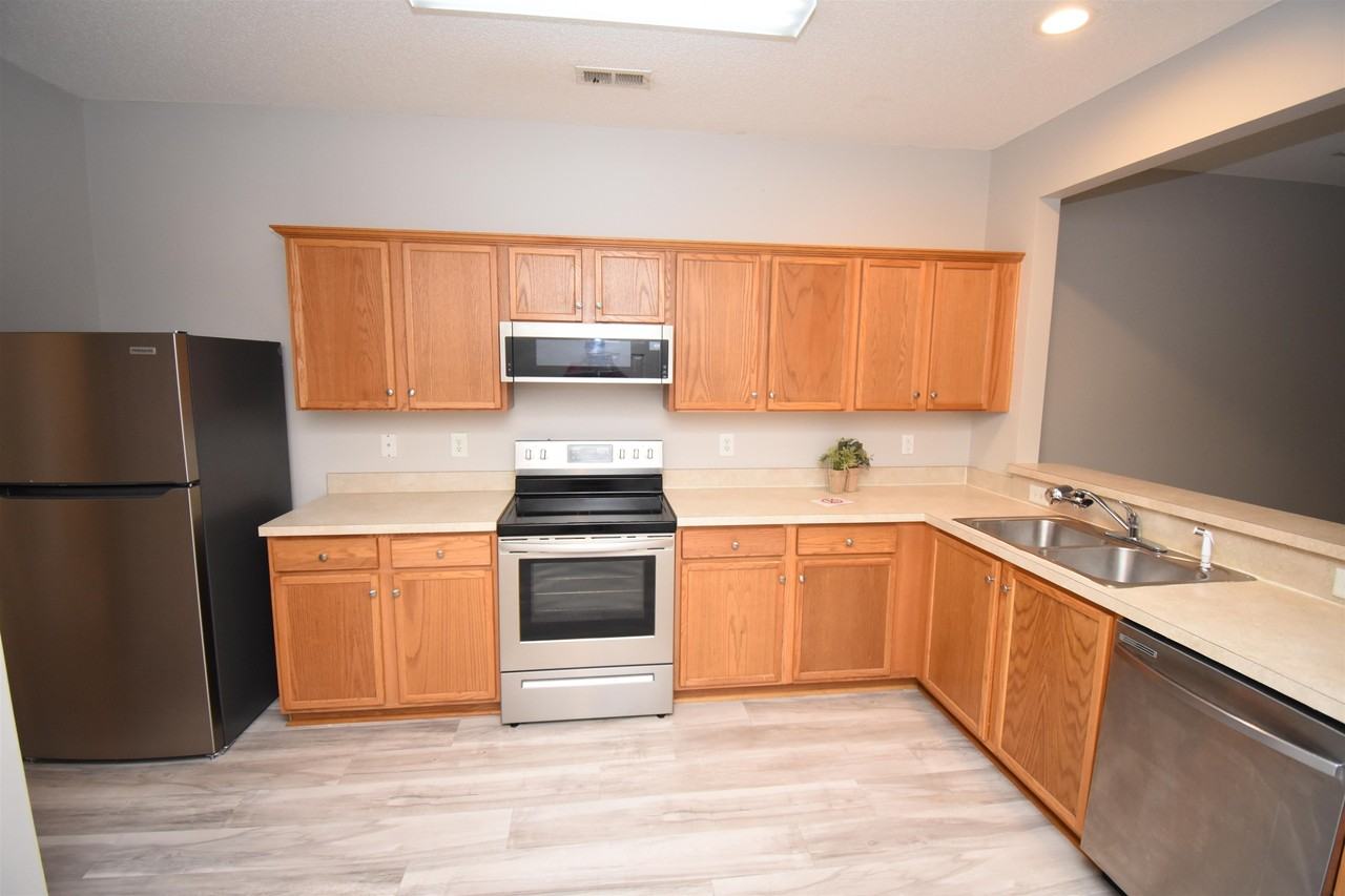 306 Kiskadee Loop - Photo 4 of 18