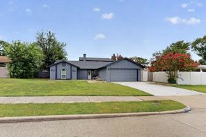 featured image of 3508 Grande Bulevar