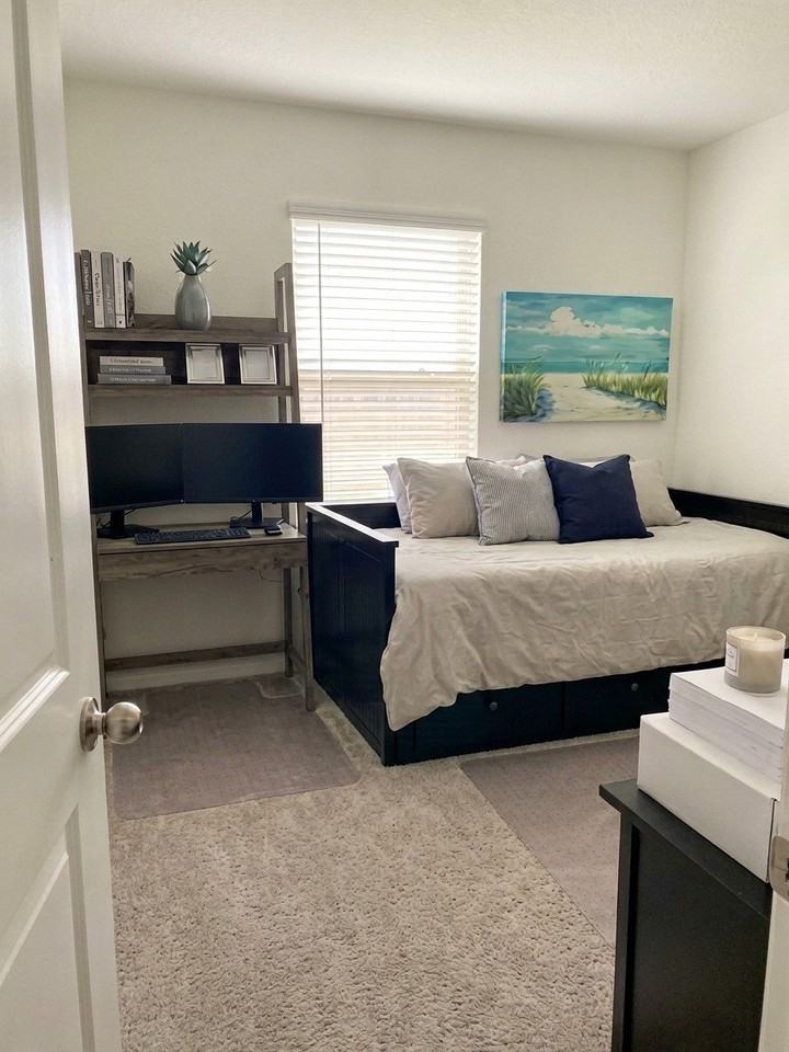425 Dewberry St - Photo 4 of 5