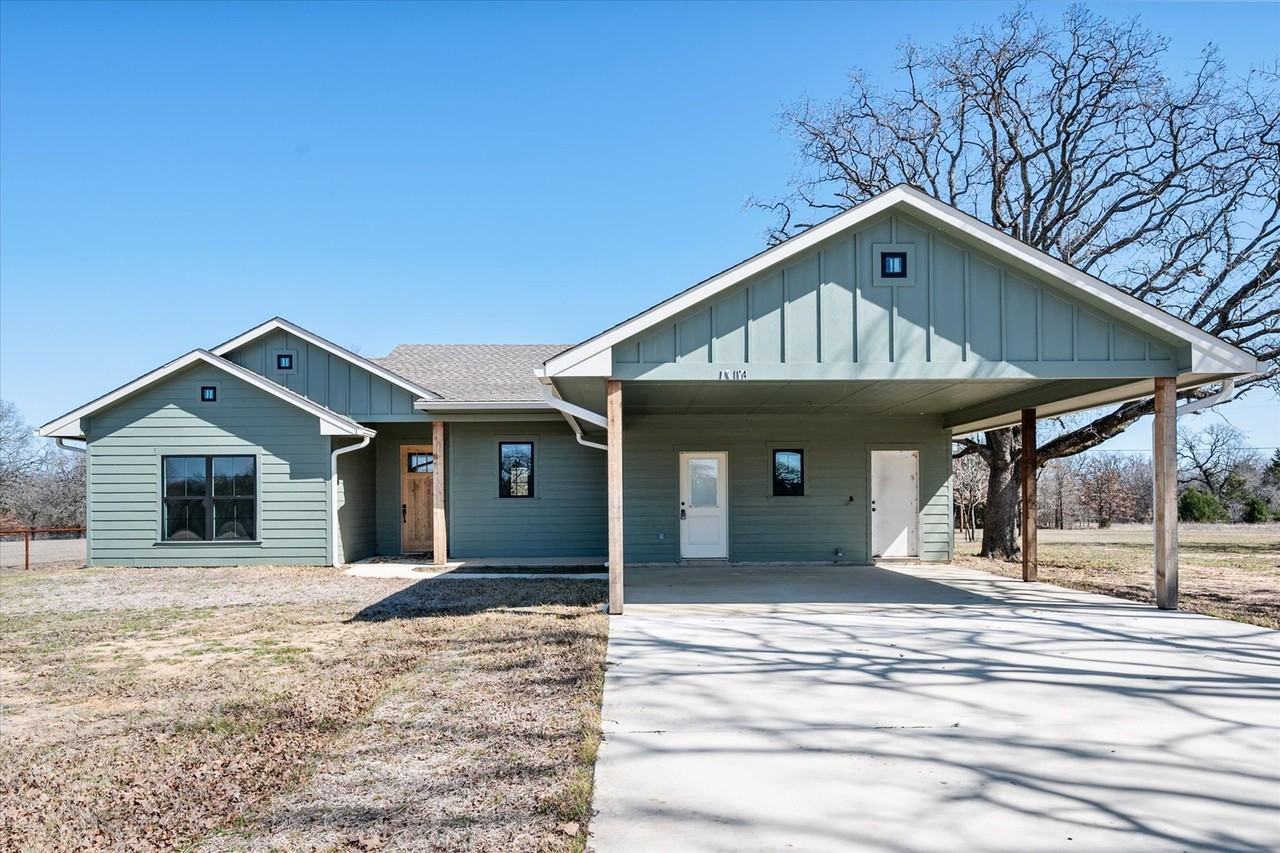 14174 Clark Dr - Photo 2 of 3