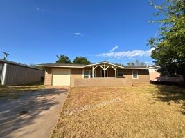 featured image of 2619 Nw Pollard Ave