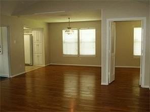 245 S Heartz Rd - Photo 3 of 12