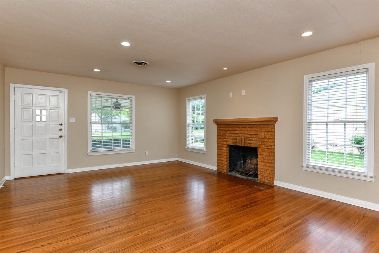 3516 Rashti Ct - Photo 4 of 24