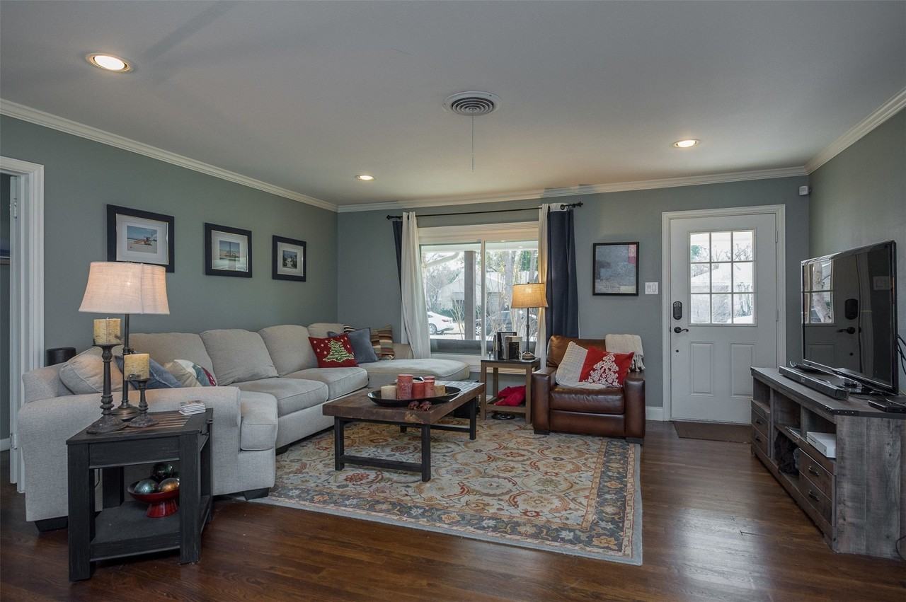 3540 Rashti Ct - Photo 4 of 23