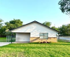 featured image of 739 W Pine St