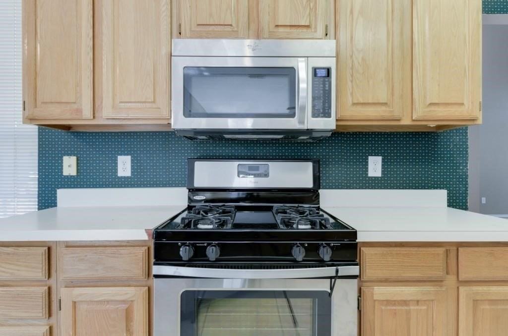 6801 Carrington Dr - Photo 6 of 21