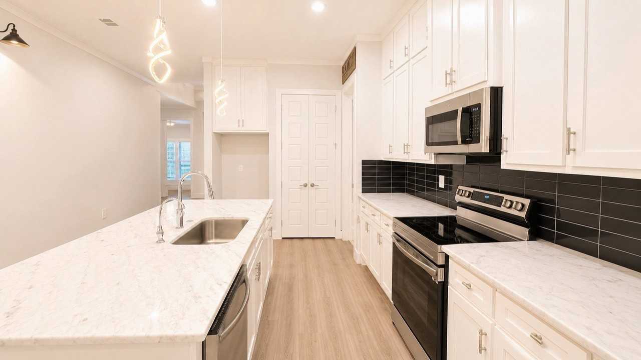 1800 Kirnwood Dr - Photo 7 of 26