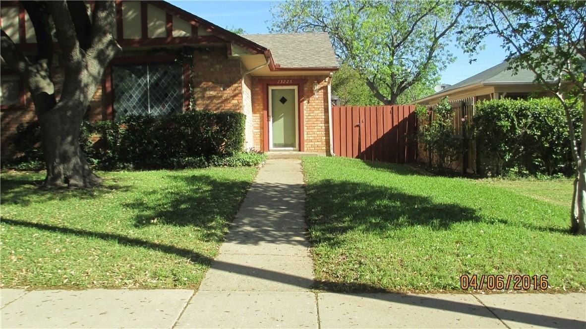 13223 Kit Ln #13225 - Photo 3 of 31