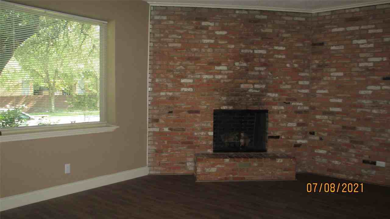 13223 Kit Ln #13225 - Photo 5 of 31
