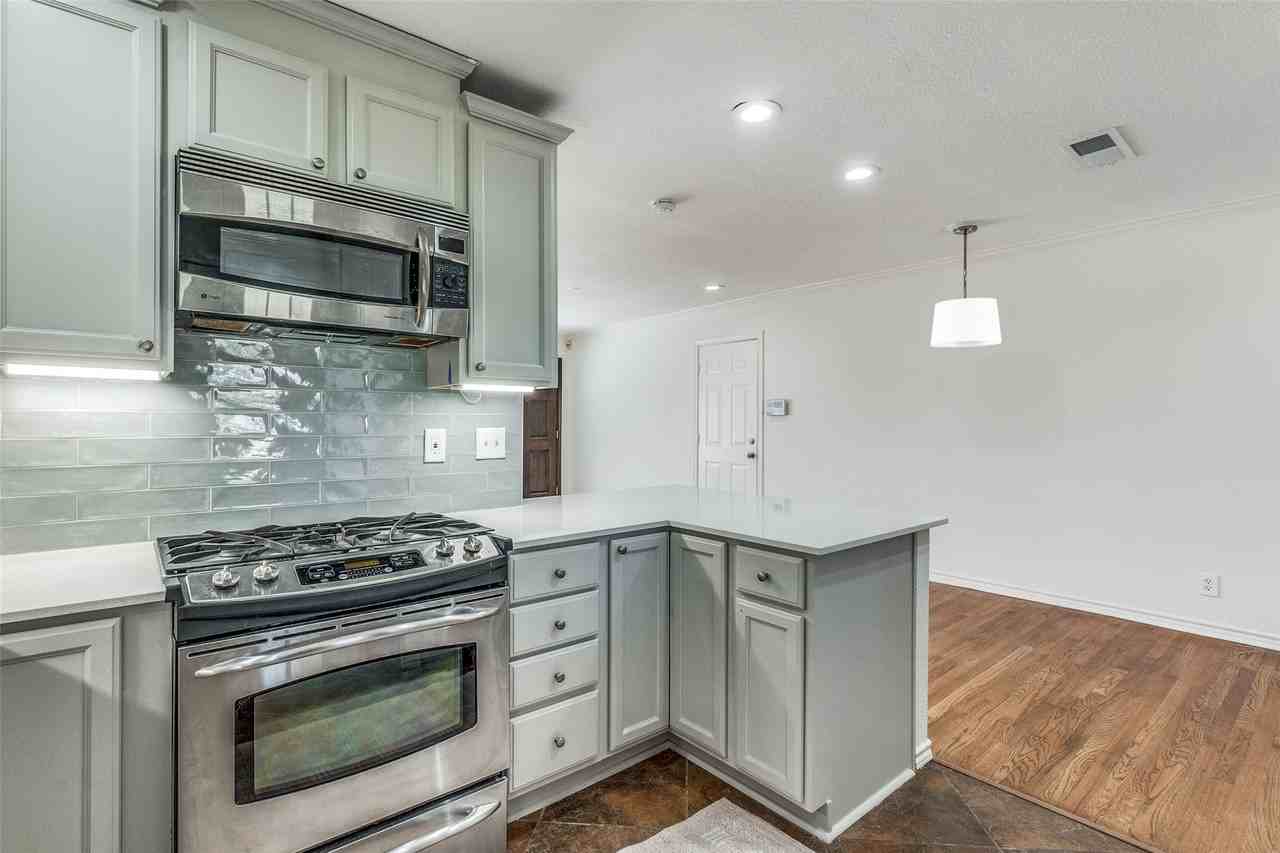 4017 Beechwood Ln - Photo 7 of 16