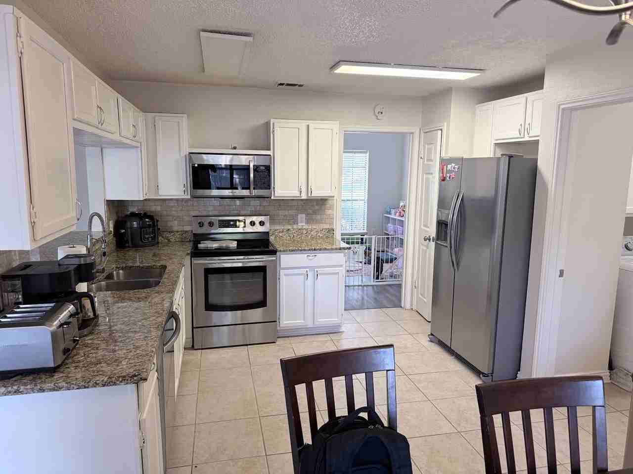 3213 Sailmaker Ln - Photo 7 of 15