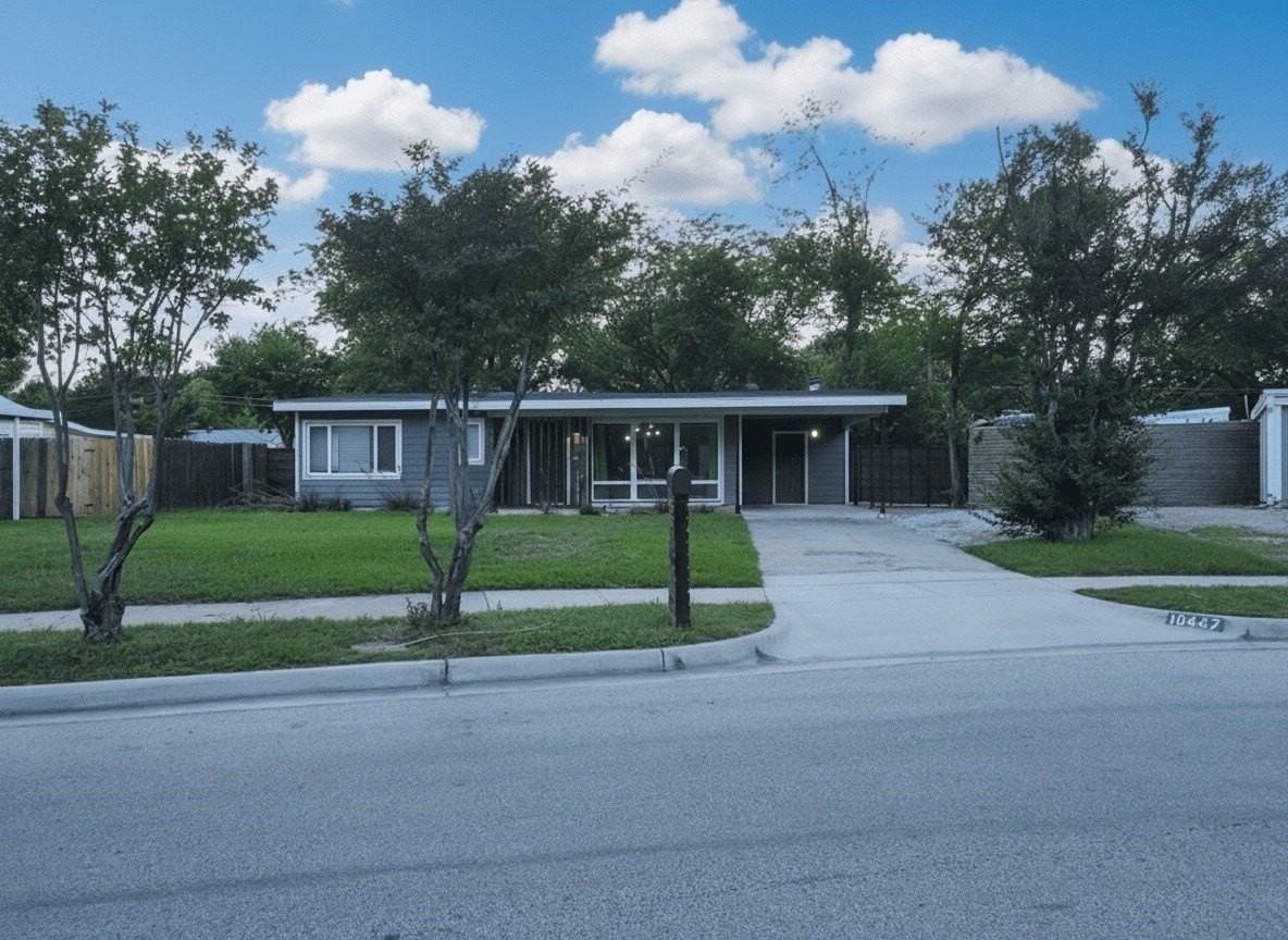 10447 Sylvia Dr - Photo 3 of 40