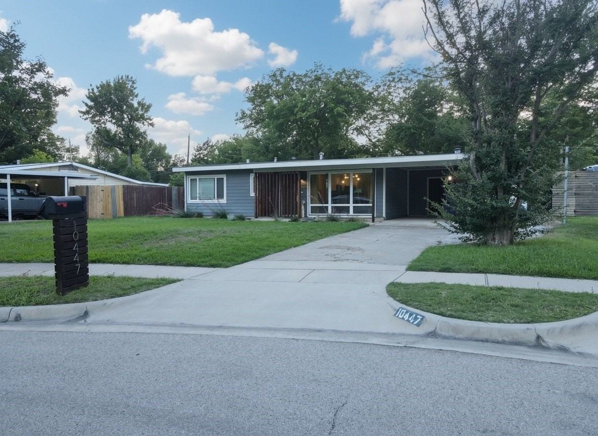 10447 Sylvia Dr - Photo 4 of 40
