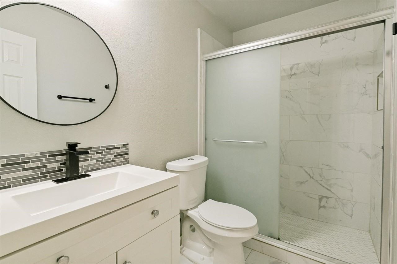 429 Angler Dr - Photo 6 of 12