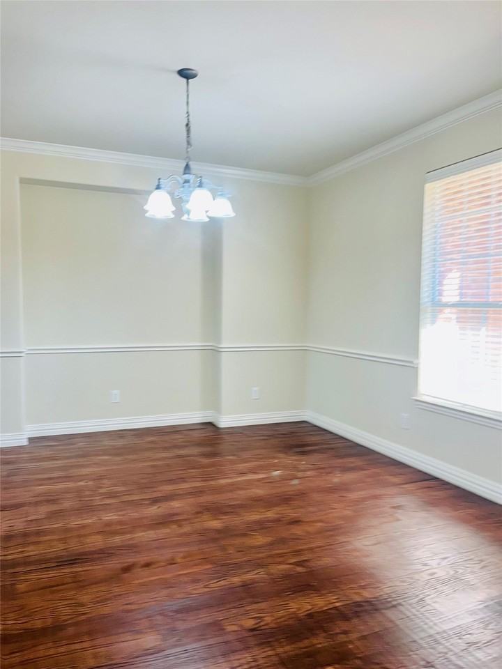 6165 Larkspur Ln - Photo 7 of 40
