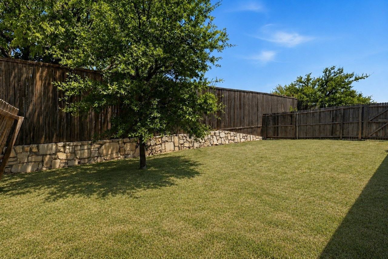 2380 Willard Way - Photo 4 of 25