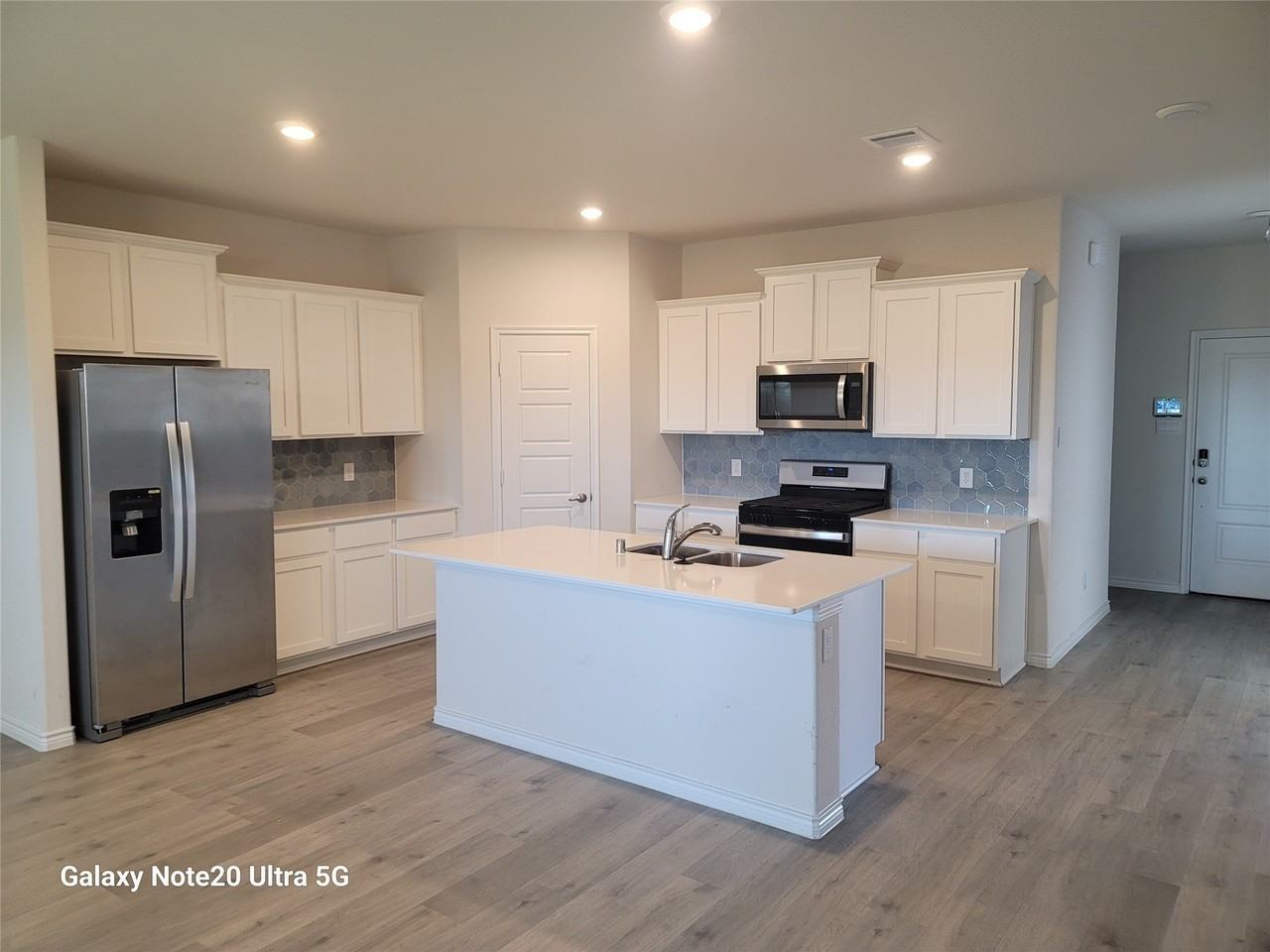 8352 George Brown Dr - Photo 2 of 16