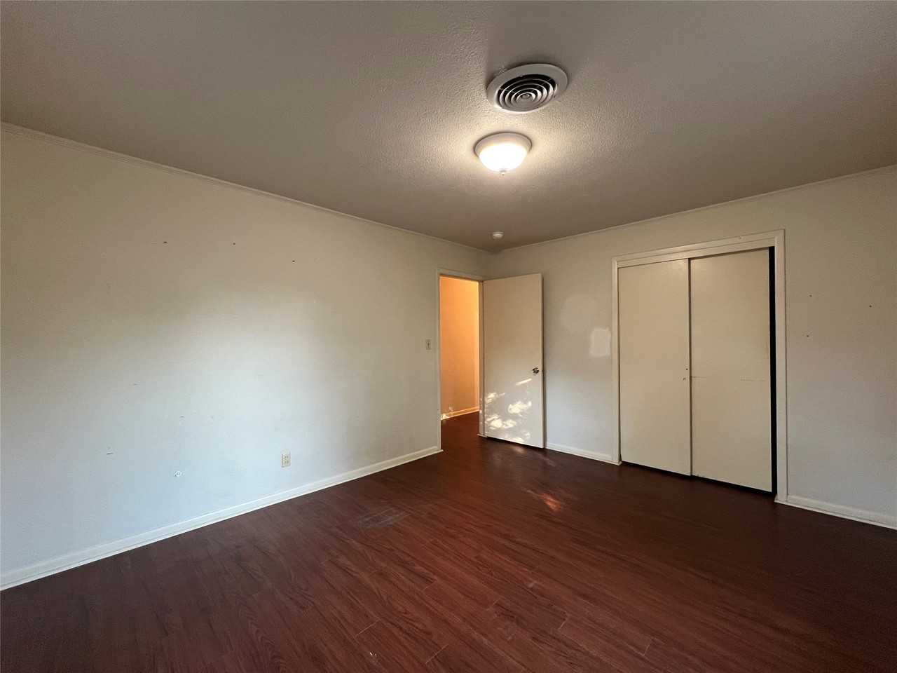 517 N Lydia St - Photo 7 of 13