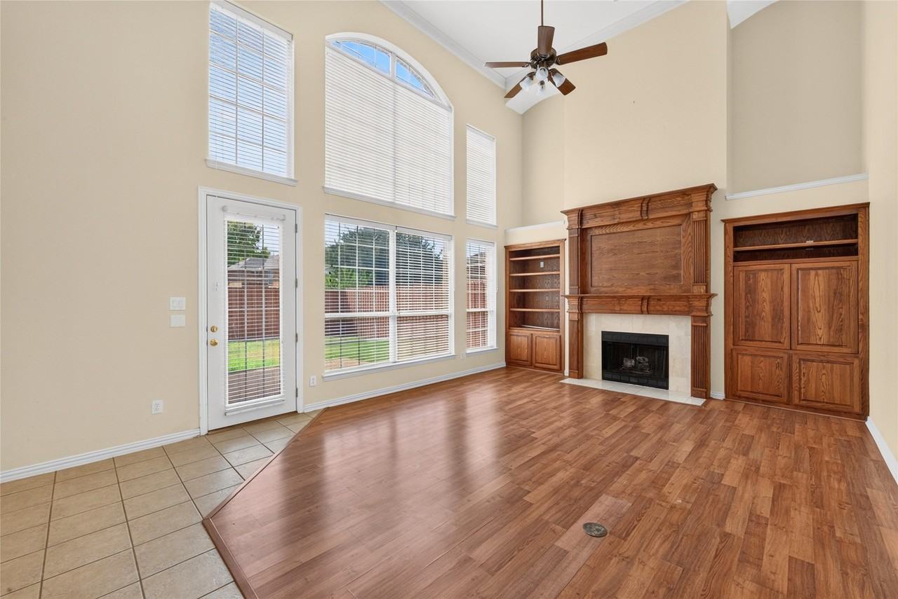8701 Mandevilla Dr - Photo 7 of 40