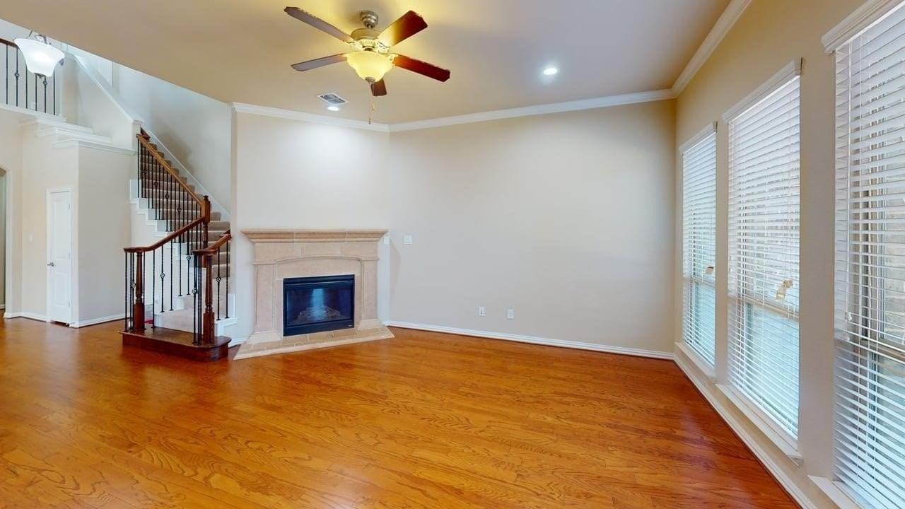700 Shrewsbury Pl - Photo 6 of 27