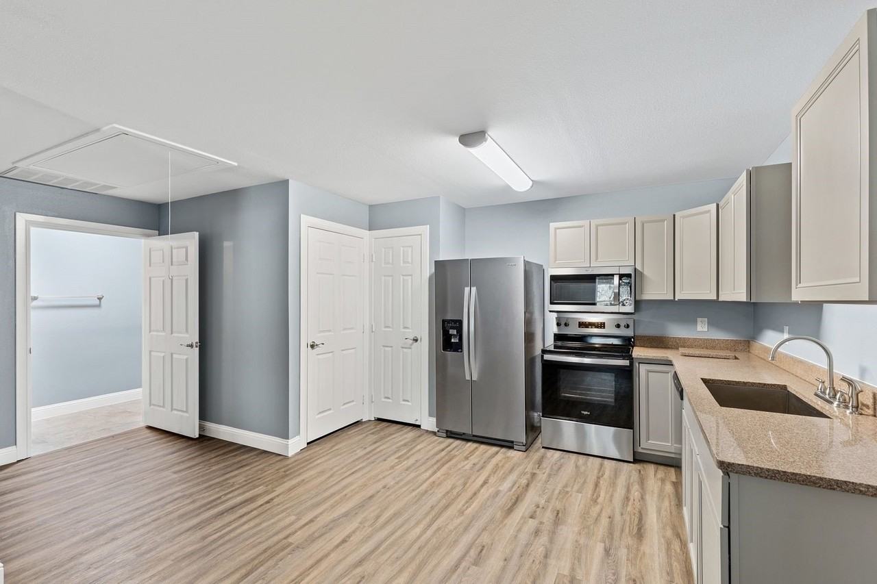 8092 County Road 604 - Photo 4 of 19
