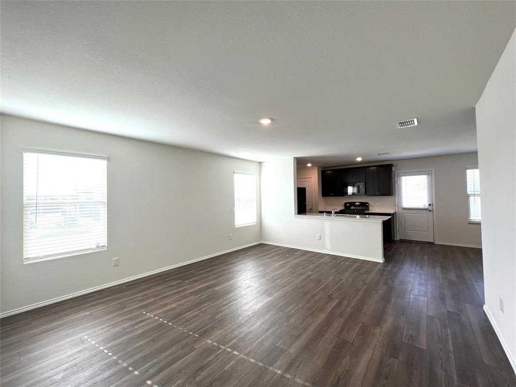 213 Anvil Dr - Photo 5 of 13