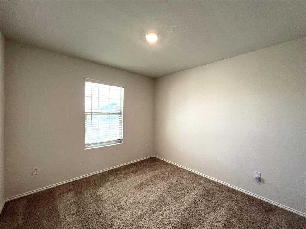 213 Anvil Dr - Photo 7 of 13