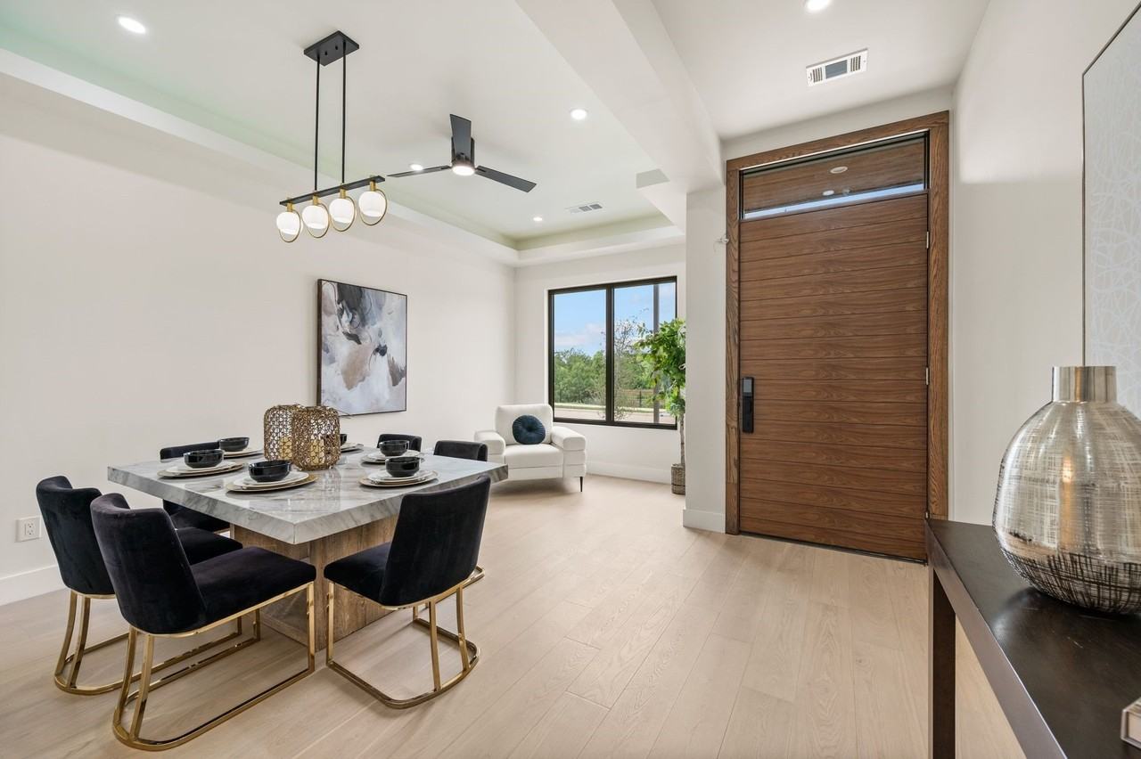 3443 Umyousef Ct - Photo 6 of 39