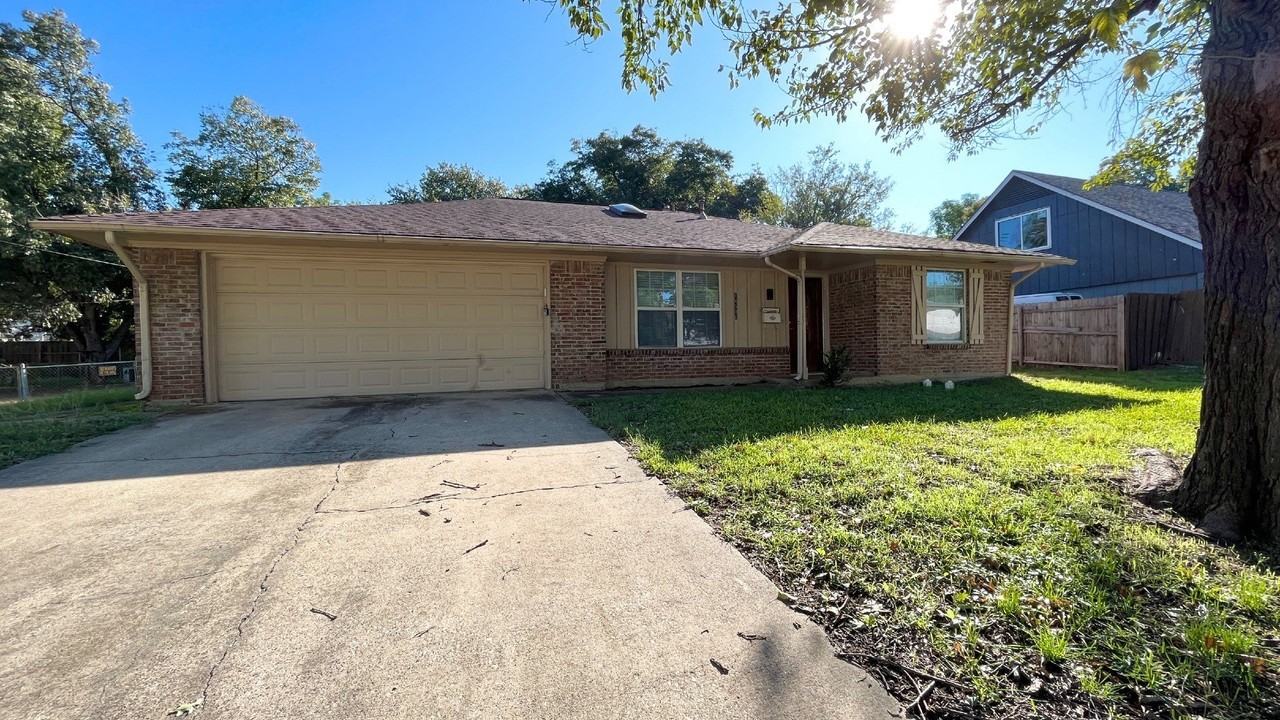 14506 Ablon Dr - Photo 2 of 23