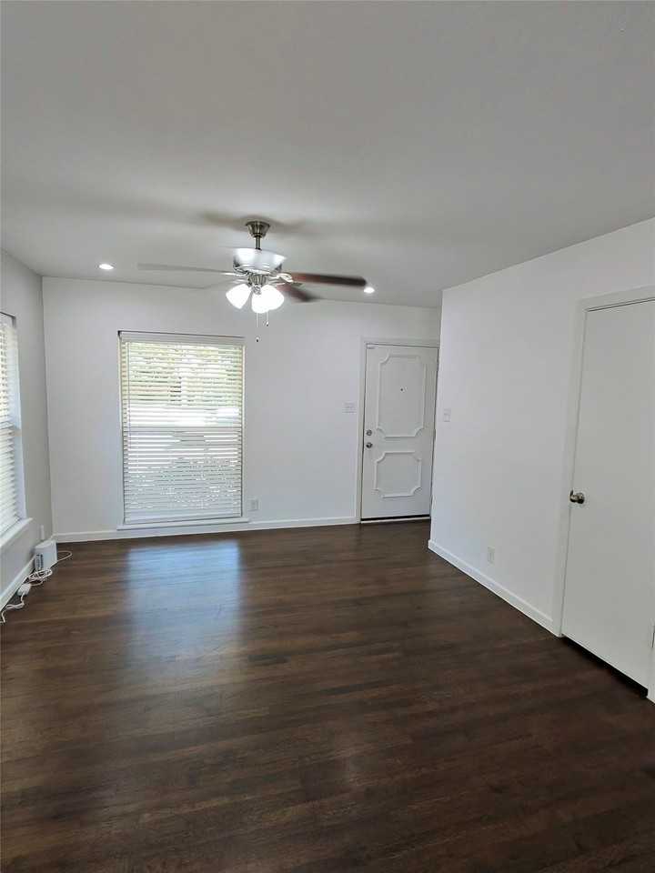 3241 S Edgefield Ave - Photo 6 of 18