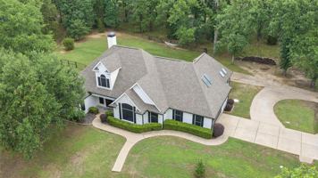 featured image of 109 Enchanted Dr
