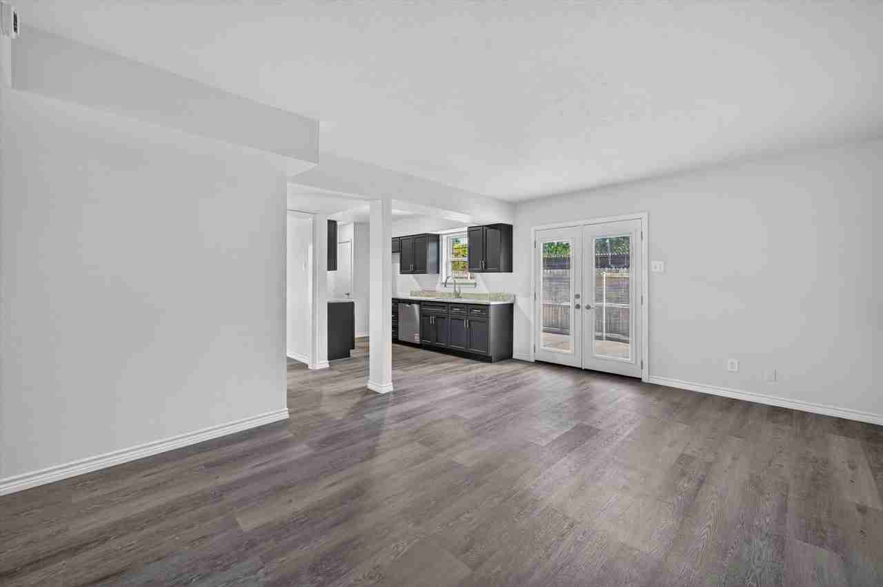 1801 E Grauwyler Rd #101 - Photo 7 of 40