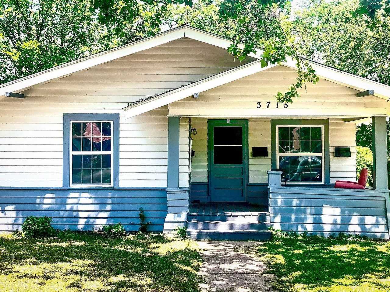 3715 Travis Ave #C - Photo 2 of 13