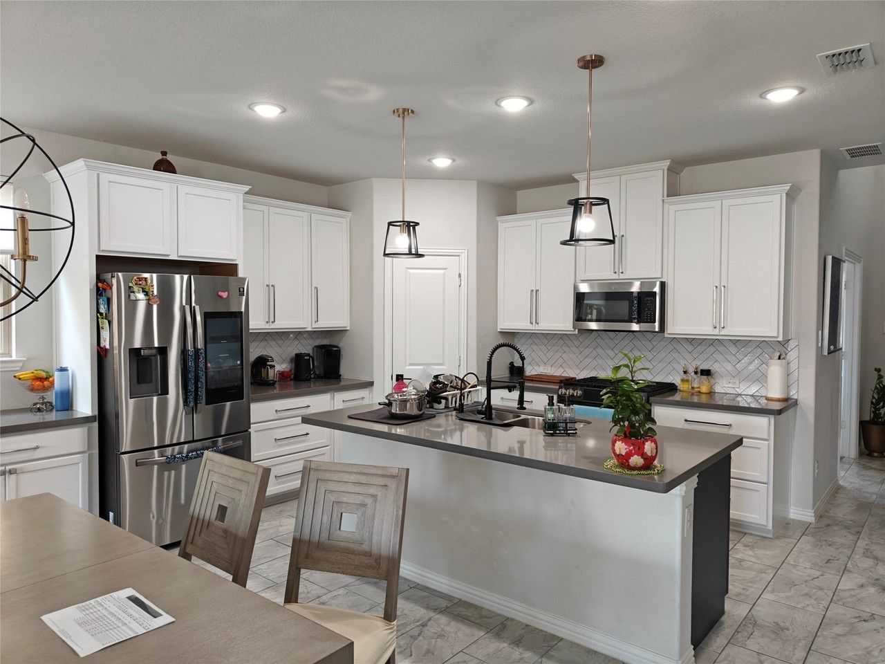 1001 Azure Ln - Photo 7 of 32
