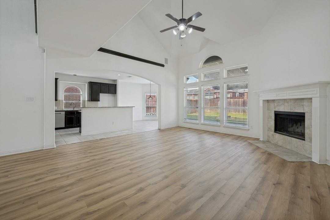 233 Chappellet St - Photo 3 of 35