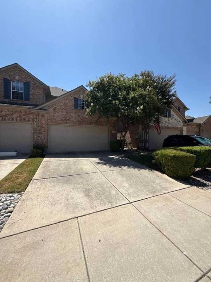 1828 Branch Trl - Photo 2 of 16