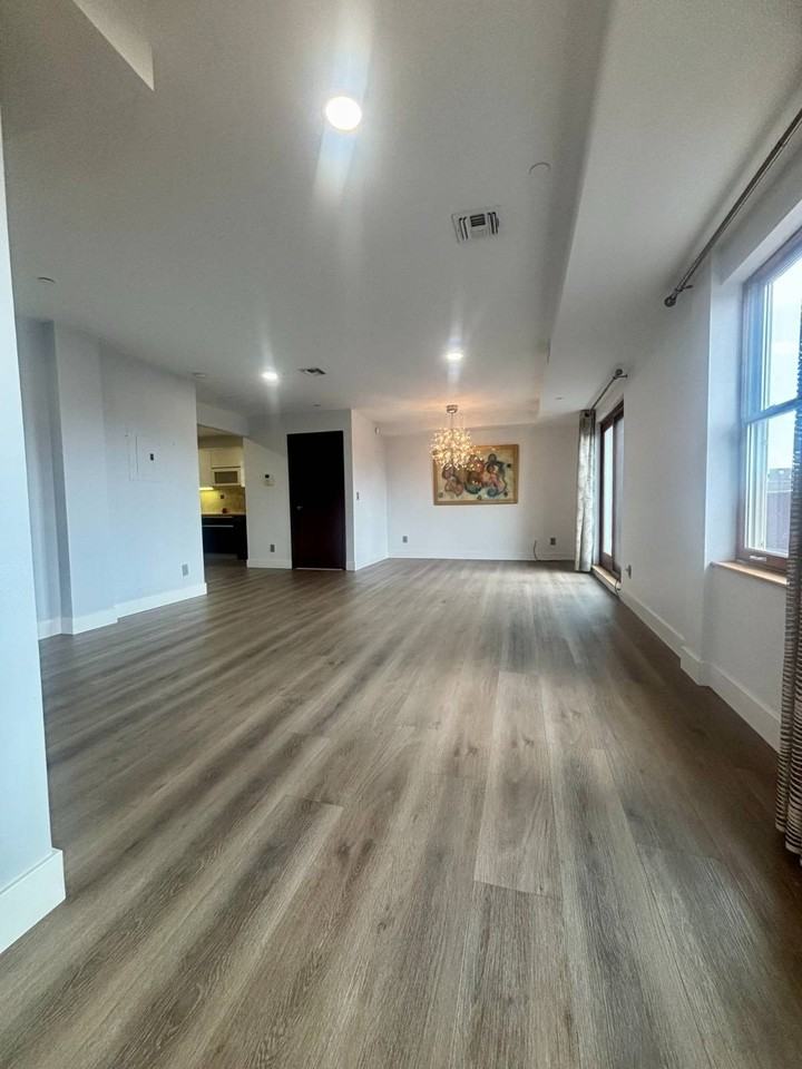 2381 Ocean Ave #7D - Photo 2 of 14