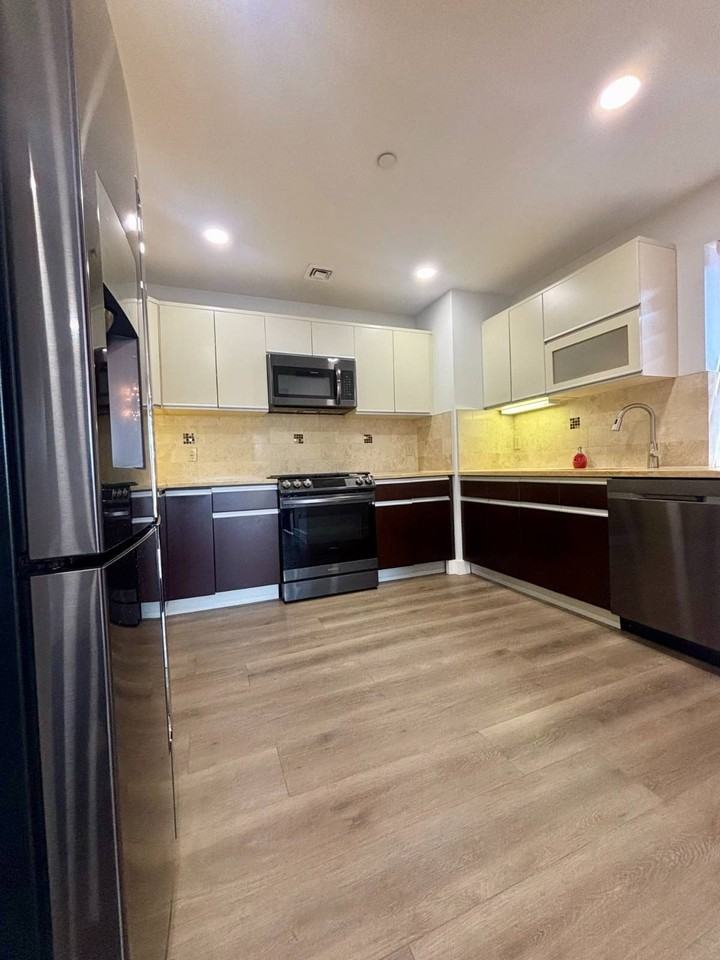 2381 Ocean Ave #7D - Photo 3 of 14
