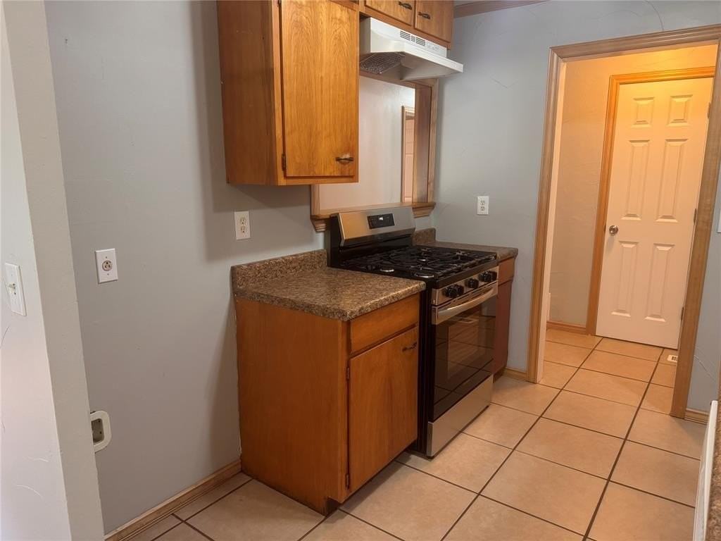 117 Ann Arbor - Photo 2 of 13