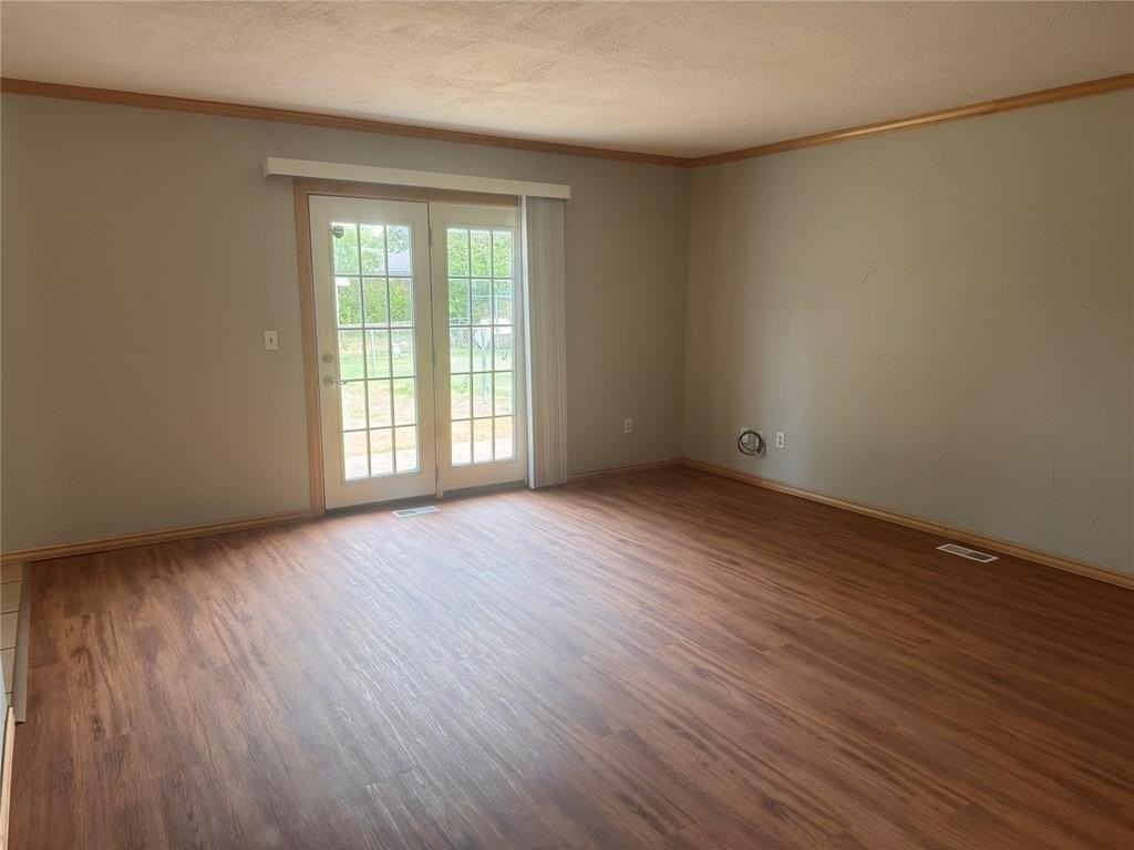 117 Ann Arbor - Photo 4 of 13